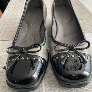 Super comfy and cute Aerosoles Wedges